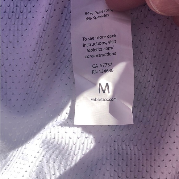 NWOT FABLETICS LINED SHORTS W/ DRAWSTRING, SIZE M - Picture 3 of 6